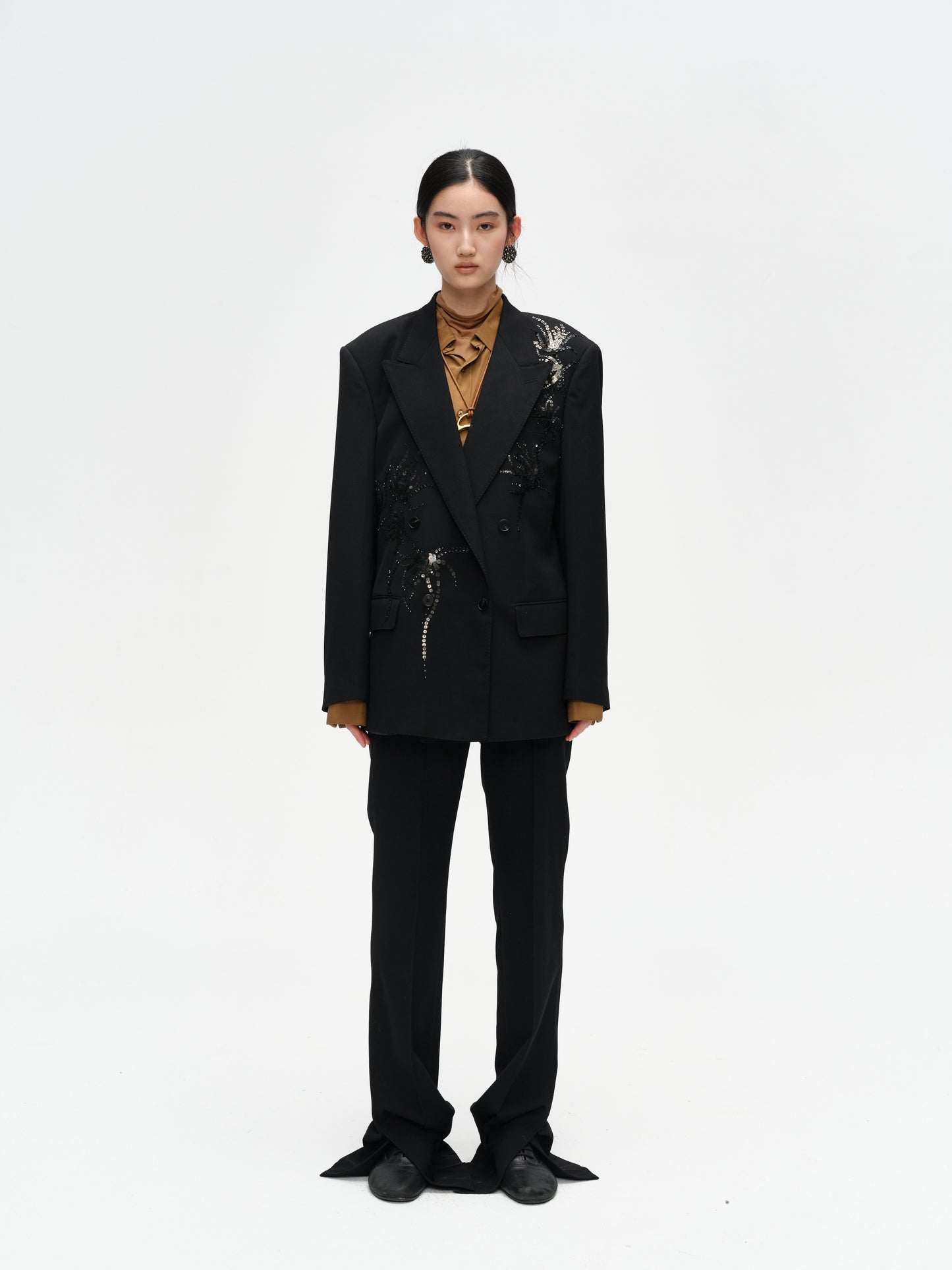 Black Epiphyllum Button Wool Western Coat