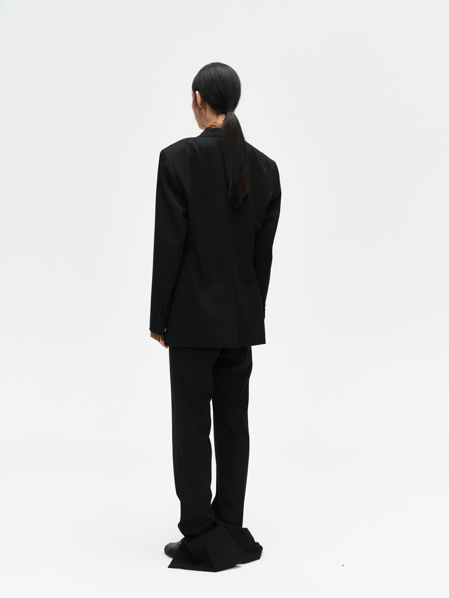 Black Epiphyllum Button Wool Western Coat