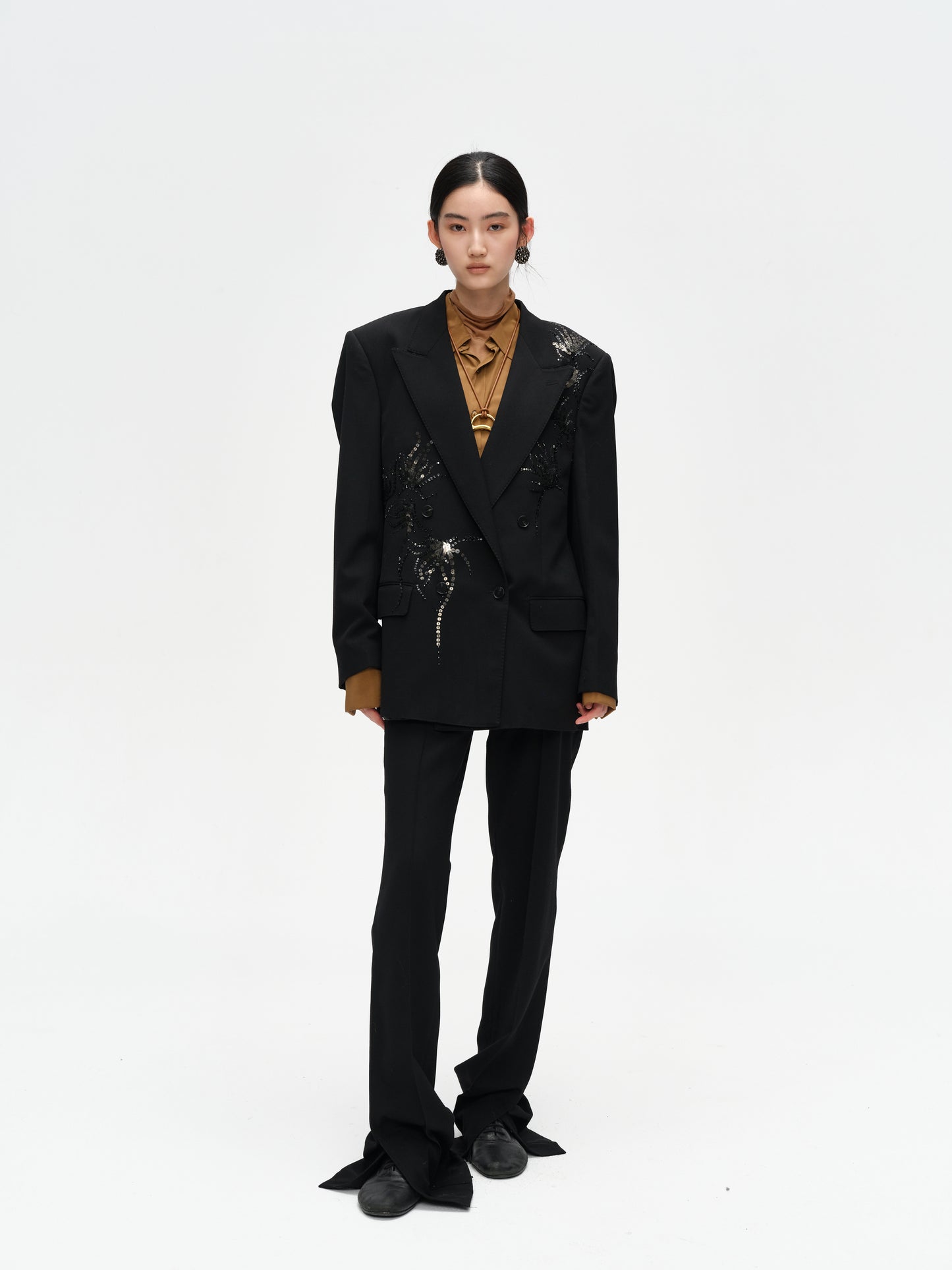 Black Epiphyllum Button Wool Western Coat