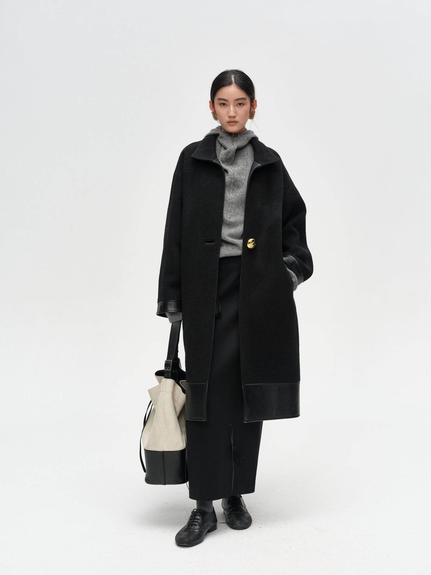 Black One-Button Lamb Wool Coat