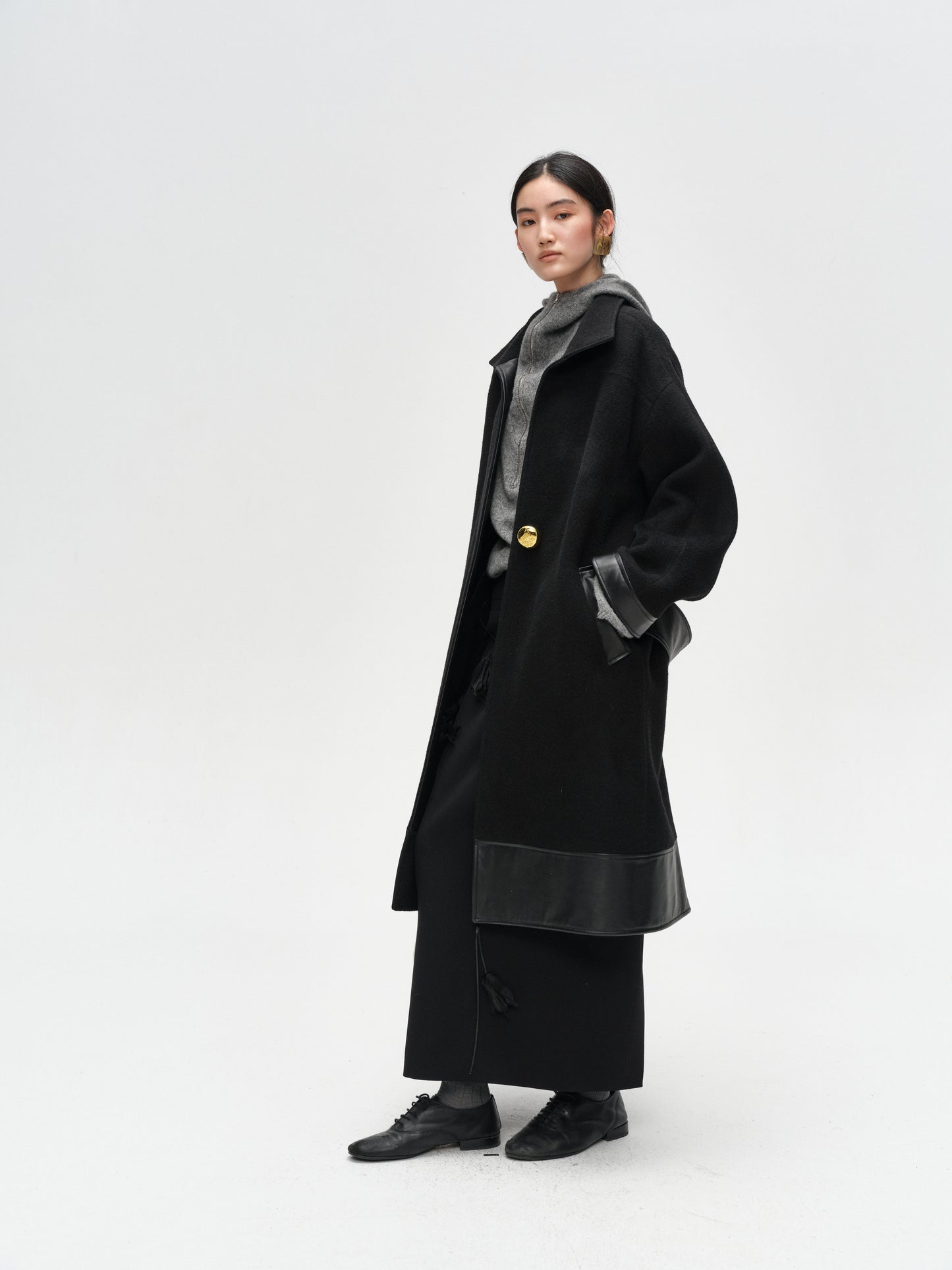 Black One-Button Lamb Wool Coat