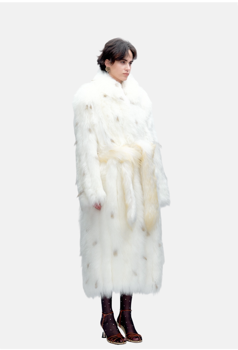Sheepskin Fur White Spot Long Hair Long Fur Coat